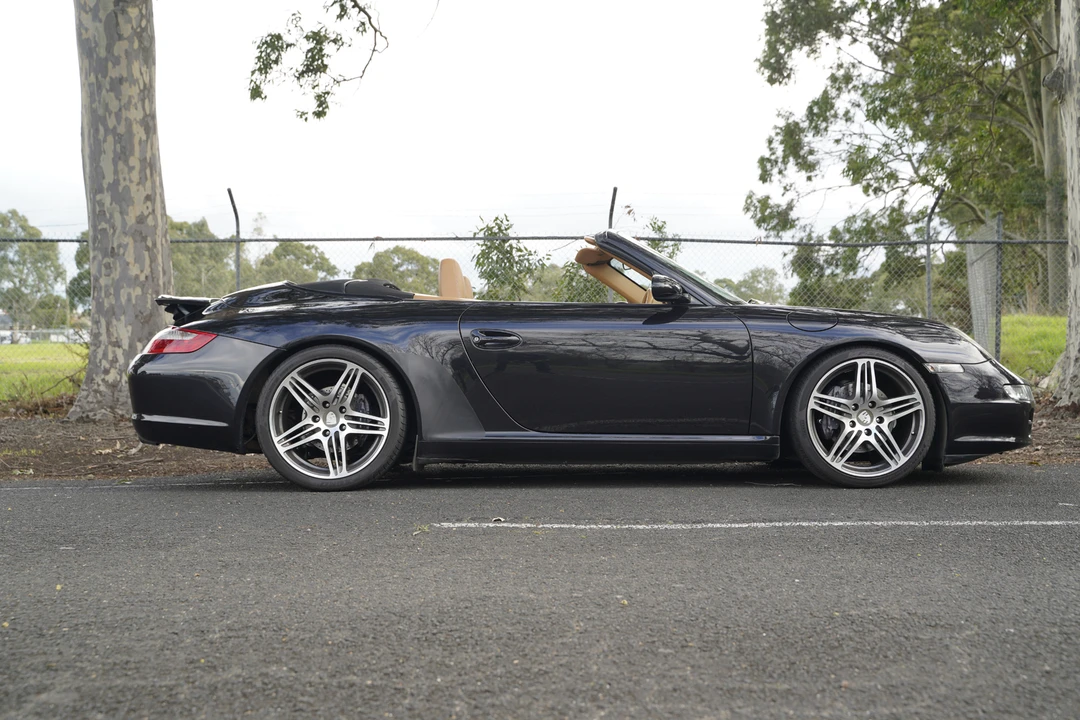 2005 Porsche 997 Carrera - Image 8 of 31