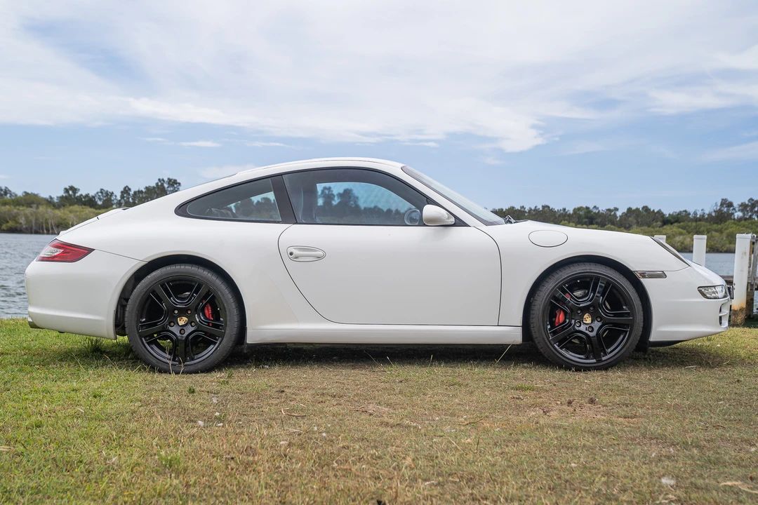 2005 Porsche 997 Carrera - Image 8 of 31