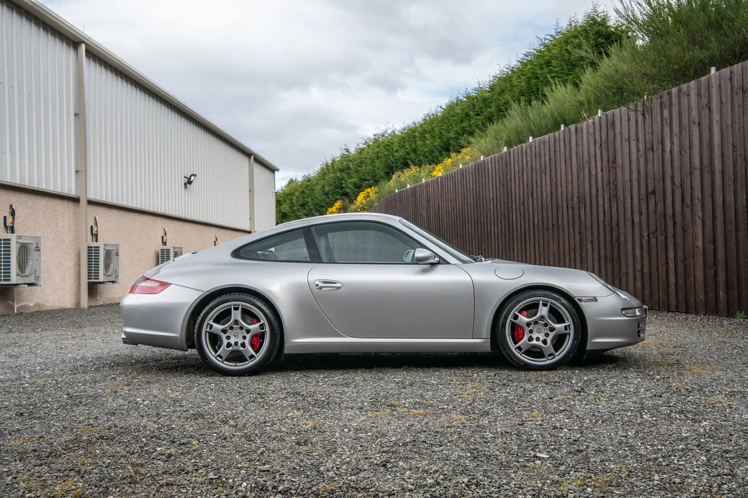 2005 Porsche 997 Carrera S - Image 8 of 31