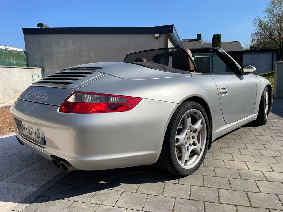 2005 Porsche 997 Carrera S - Image 8 of 31