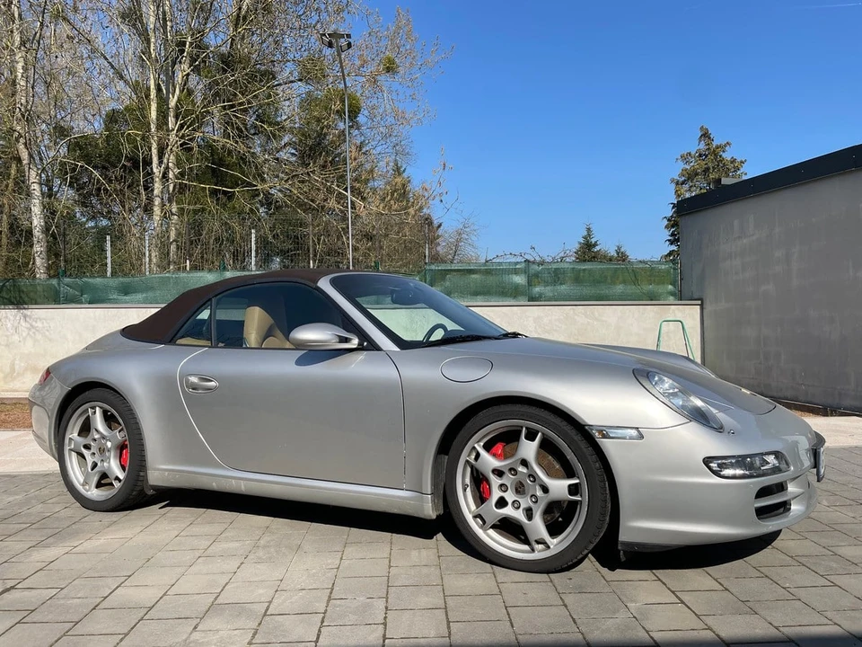 2005 Porsche 997 Carrera S - Image 12 of 31