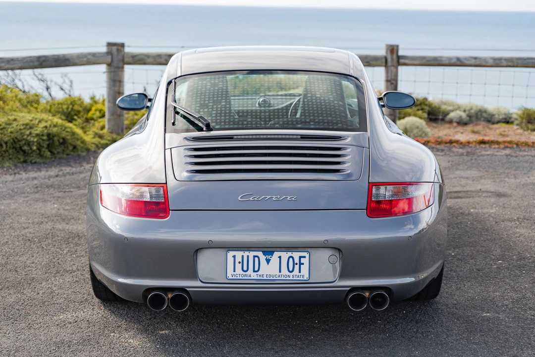 2005 Porsche 997 Carrera - Image 15 of 31