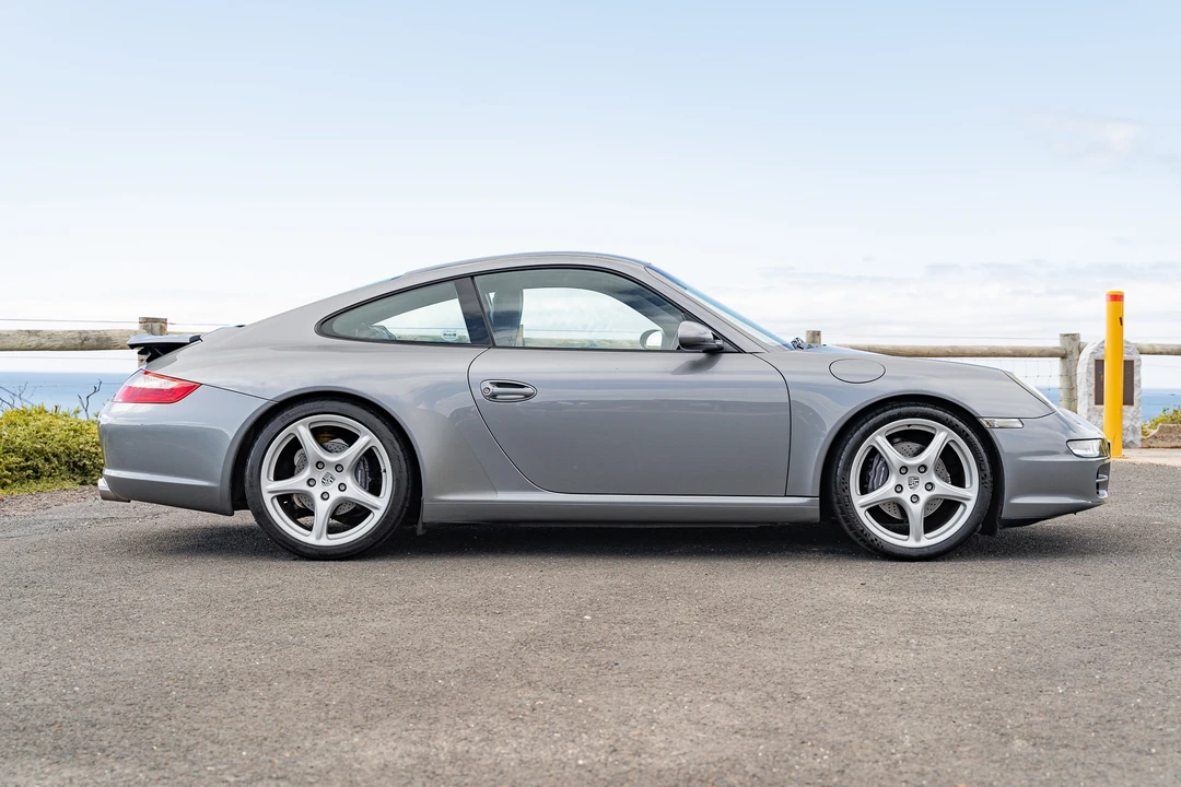 2005 Porsche 997 Carrera - Image 17 of 31