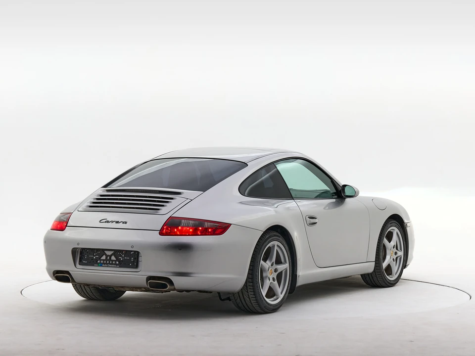 2005 Porsche 997 Carrera - Image 15 of 31