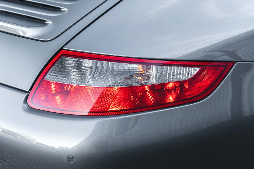 2005 Porsche 997 Carrera - Image 25 of 31