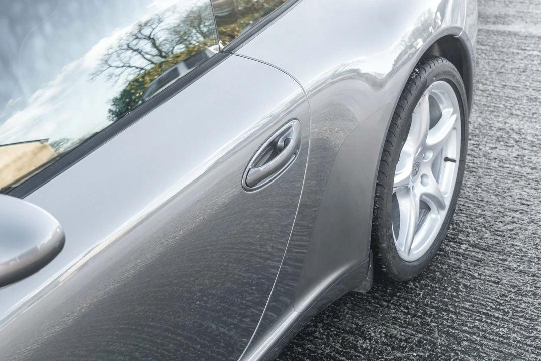 2005 Porsche 997 Carrera - Image 28 of 31