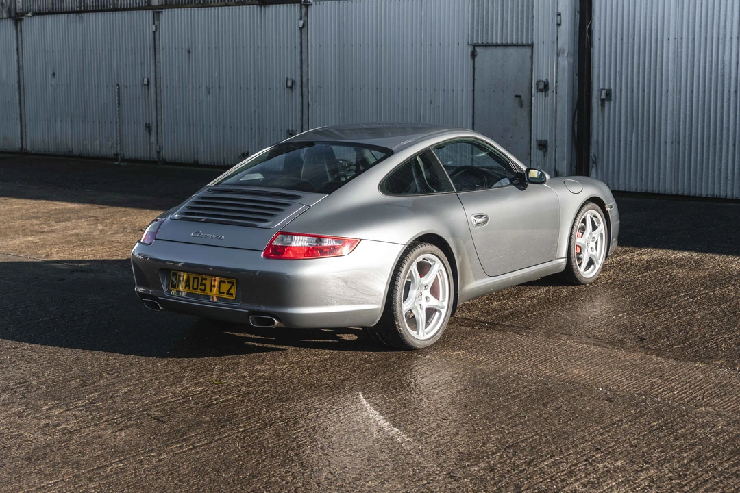 2005 Porsche 997 Carrera - Image 5 of 31