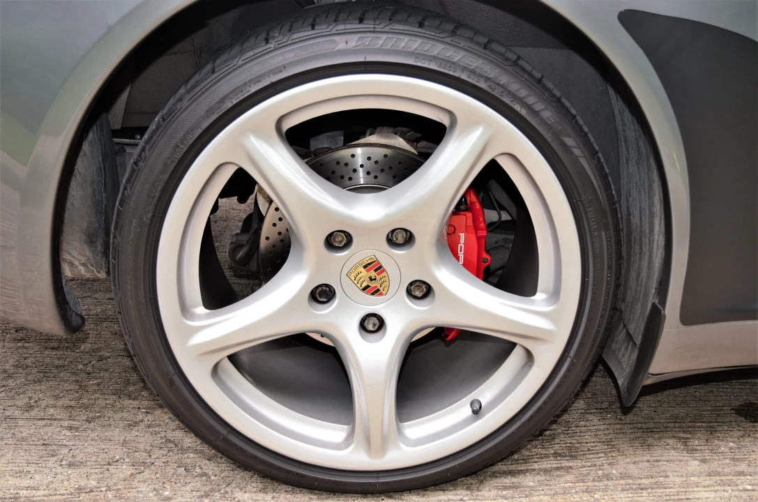 2005 Porsche 997 Carrera - Image 9 of 28