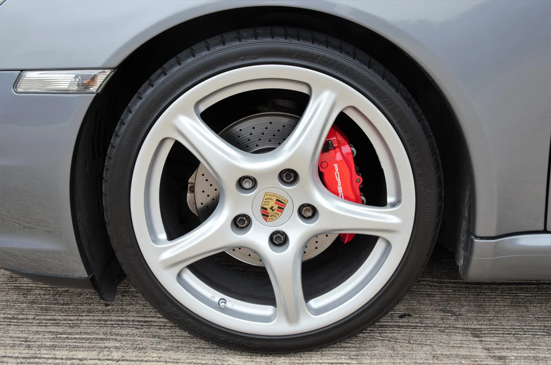 2005 Porsche 997 Carrera - Image 7 of 28