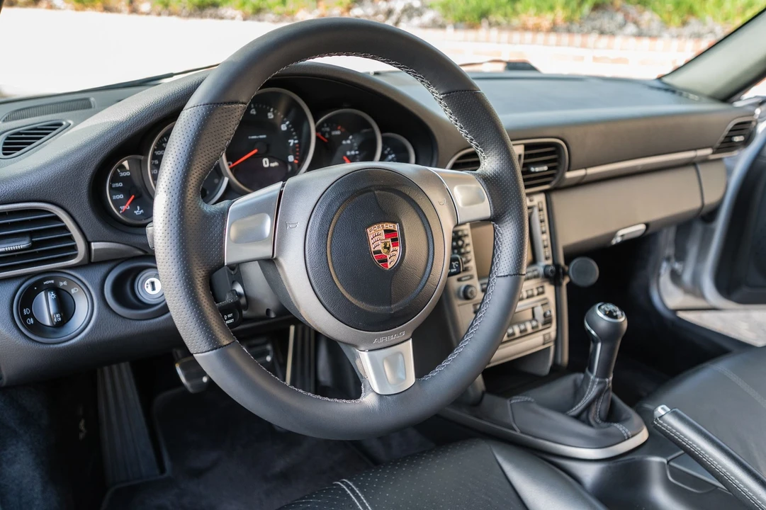 2005 Porsche 997 Carrera - Image 6 of 31