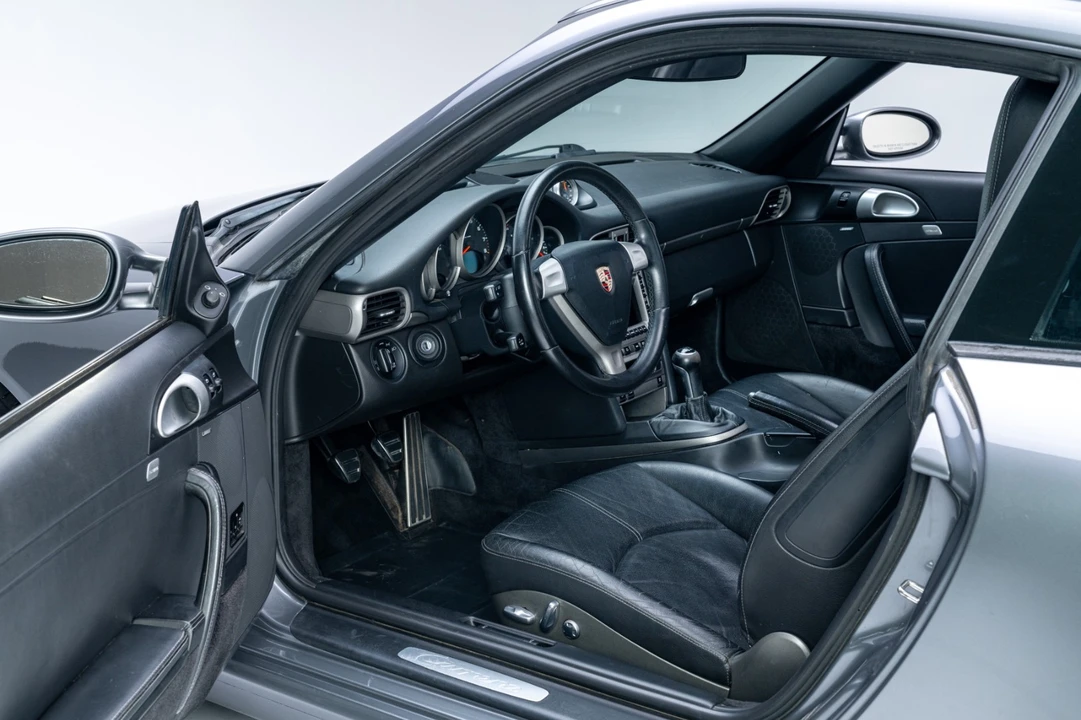 2005 Porsche 997 Carrera - Image 15 of 31