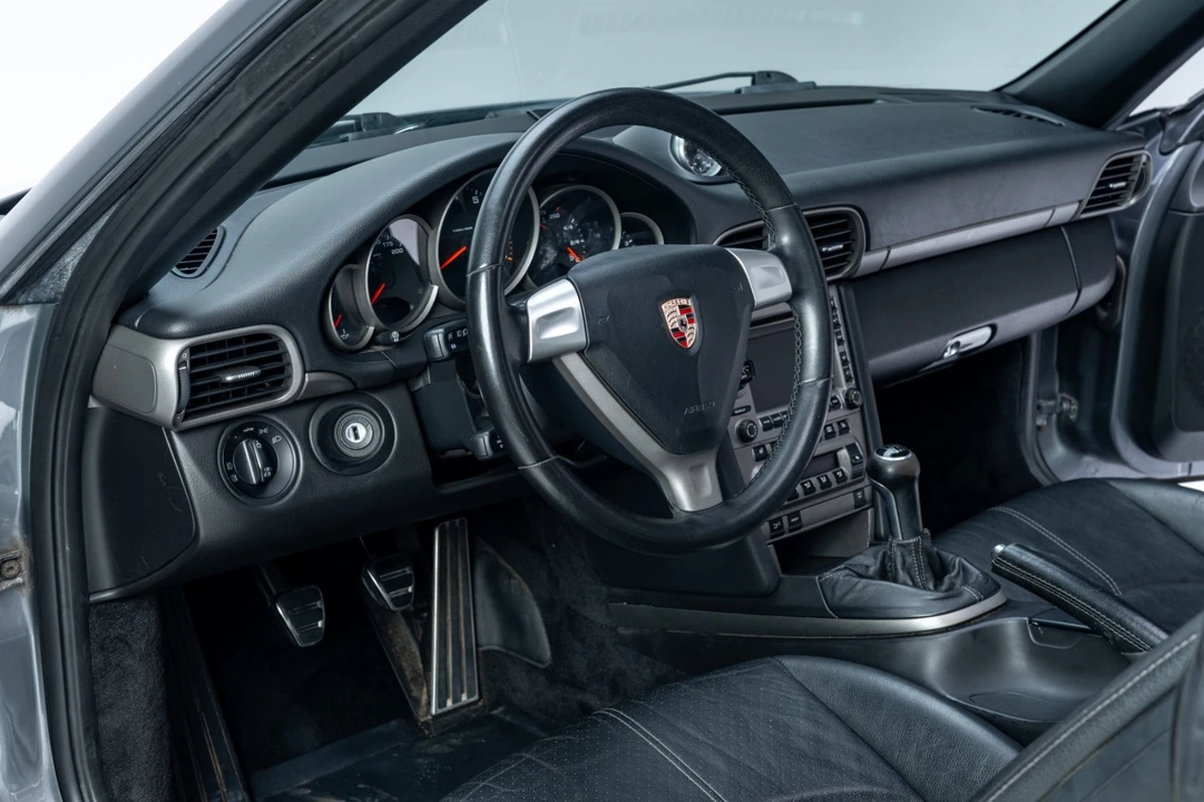 2005 Porsche 997 Carrera - Image 10 of 31