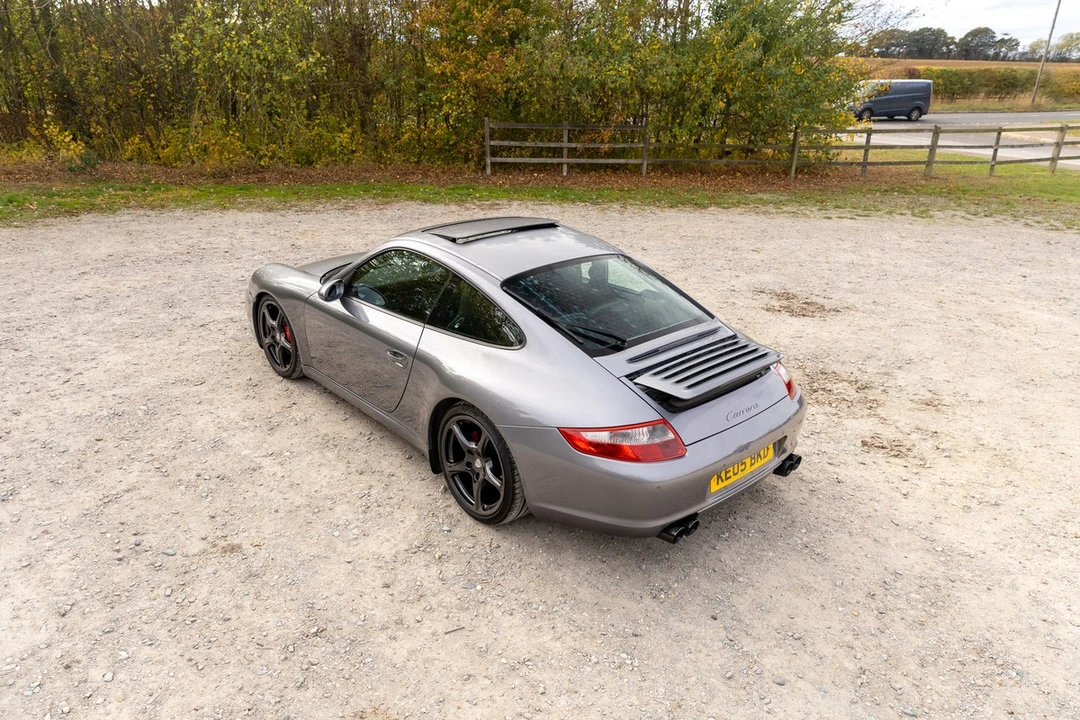 2005 Porsche 996 Carrera - Image 23 of 30
