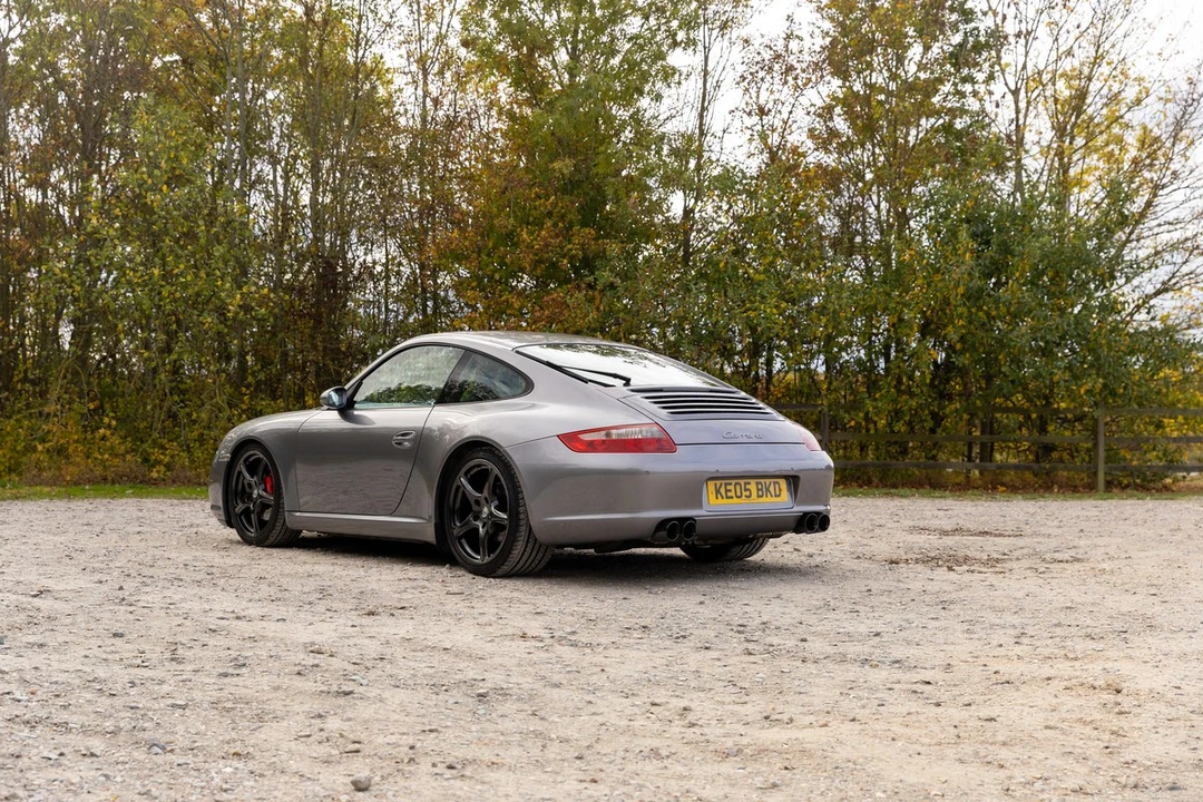 2005 Porsche 996 Carrera - Image 19 of 30