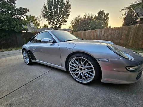 2005 Porsche 911 Carrera 2 Coupe