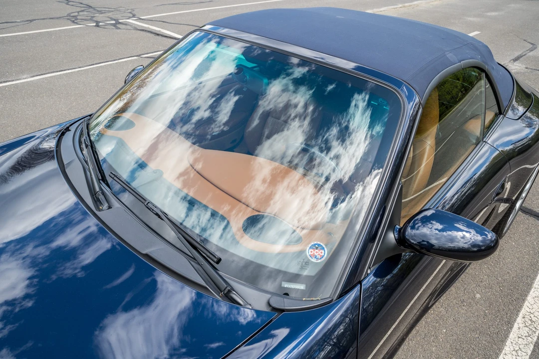 2005 Porsche 996 Carrera 4S - Image 23 of 31