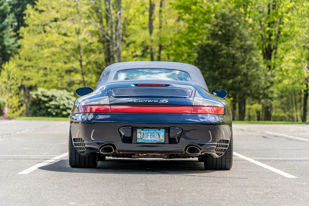 2005 Porsche 996 Carrera 4S - Image 15 of 31