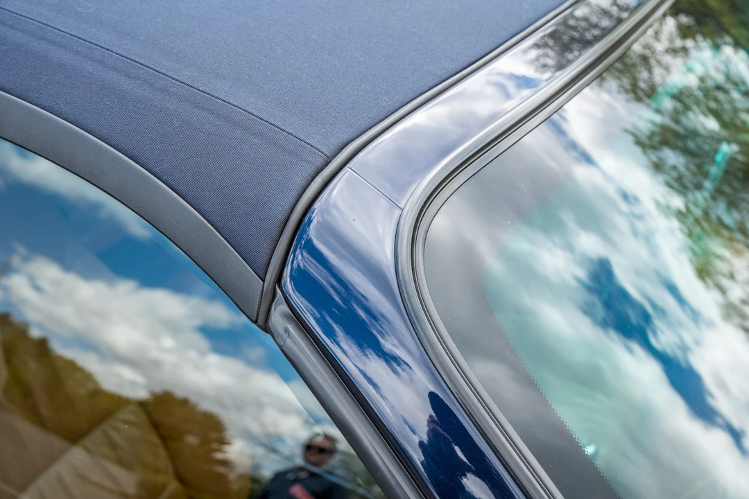 2005 Porsche 996 Carrera 4S - Image 28 of 31