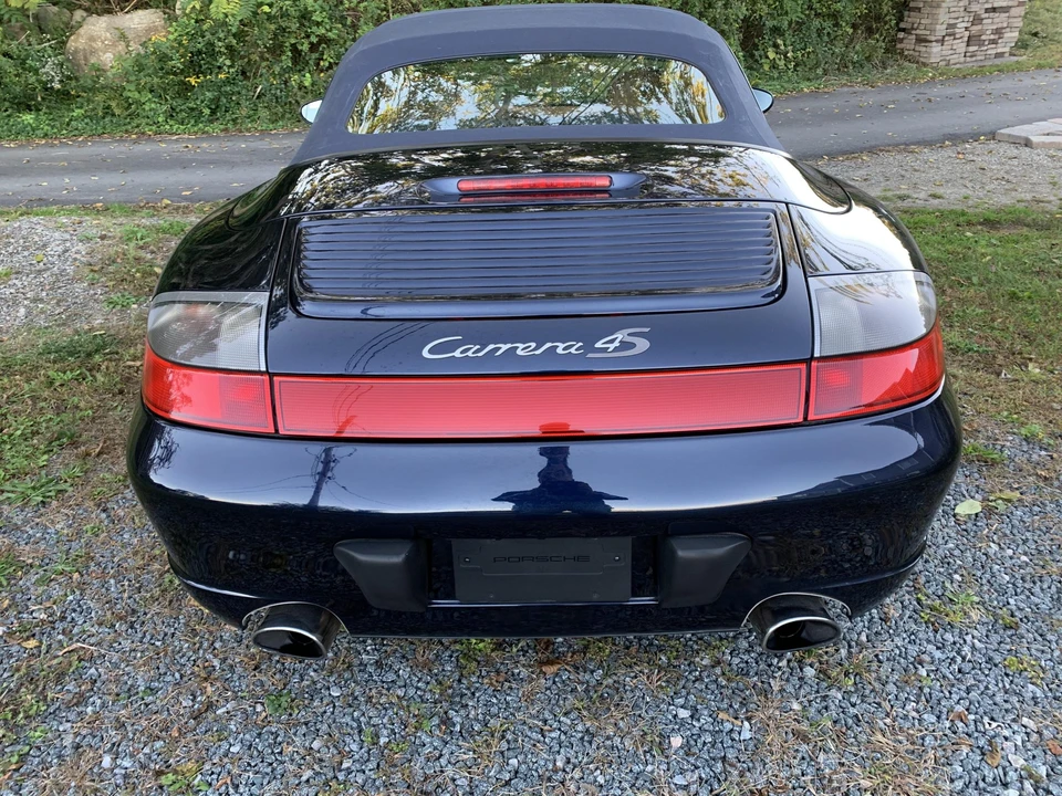 2005 Porsche 996 Carrera 4S - Image 23 of 31