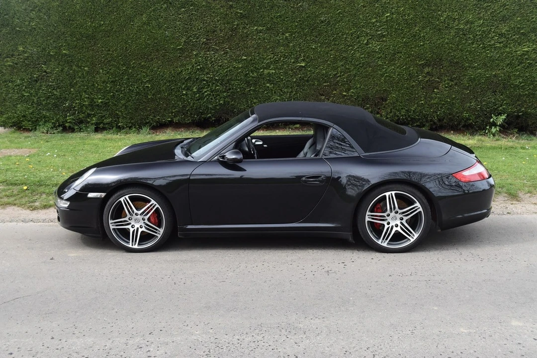 2005 Porsche 997 Carrera 4S - Image 17 of 31