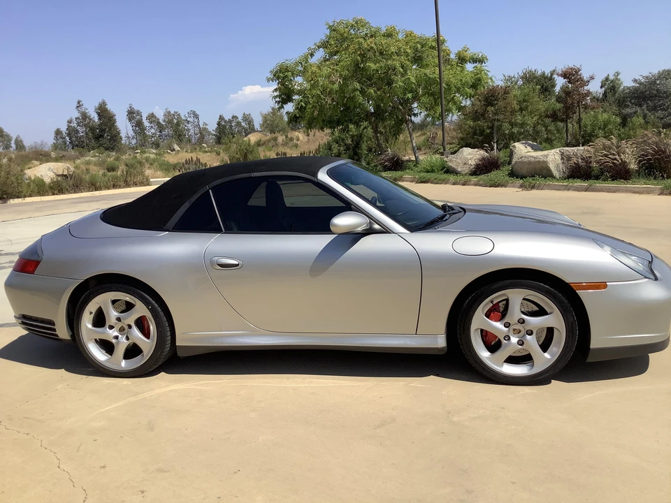 2005 Porsche 996 Carrera 4S - Image 17 of 31