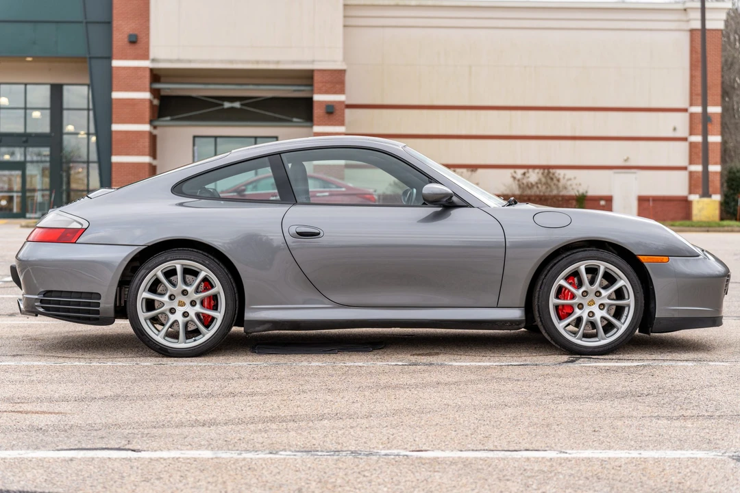 2005 Porsche 996 Carrera 4S - Image 5 of 31