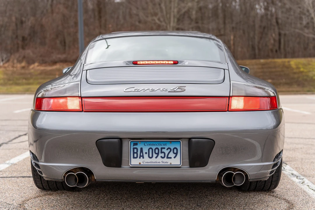 2005 Porsche 996 Carrera 4S - Image 17 of 31