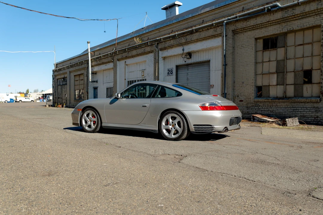 2005 Porsche 996 Carrera 4S - Image 22 of 31