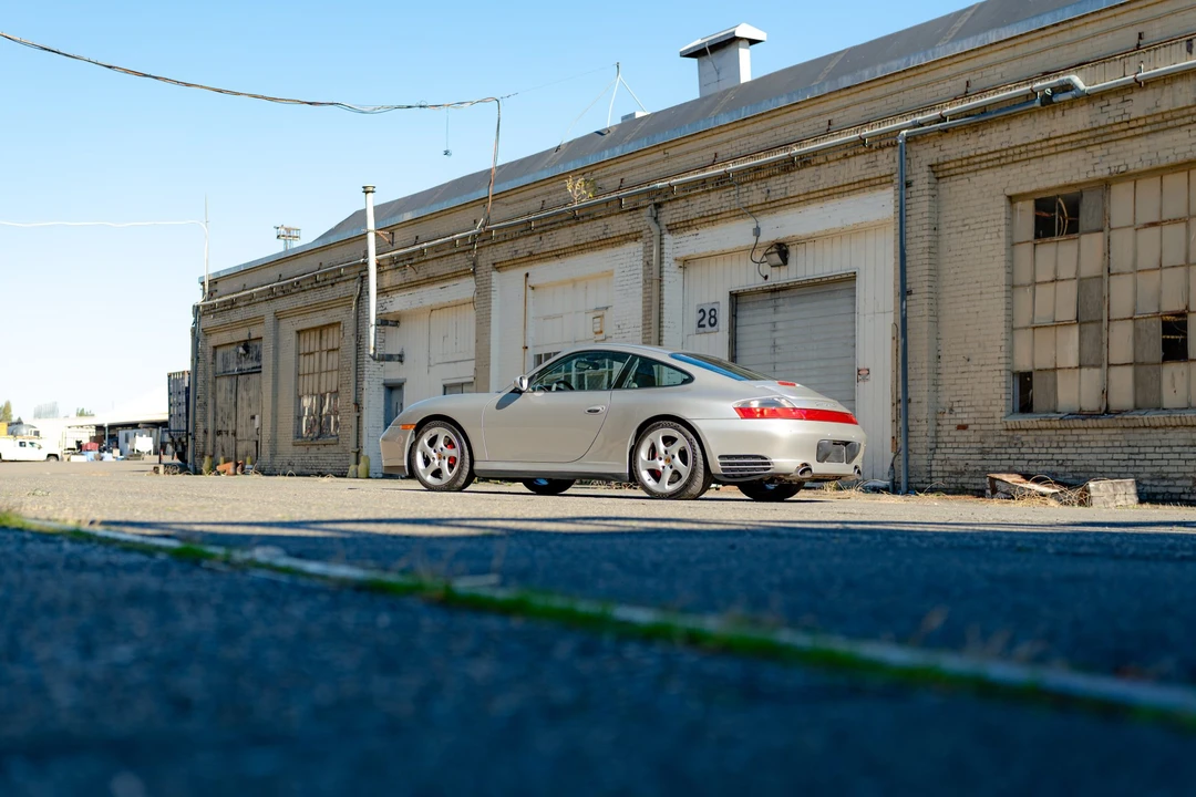 2005 Porsche 996 Carrera 4S - Image 27 of 31