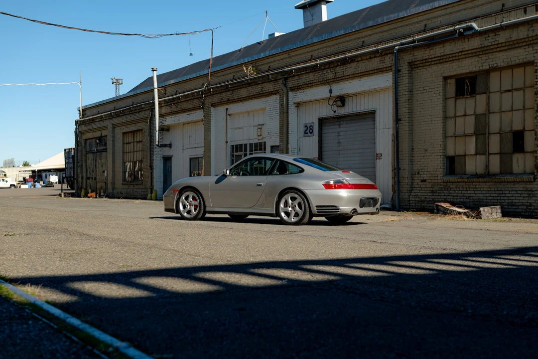 2005 Porsche 996 Carrera 4S - Image 25 of 31