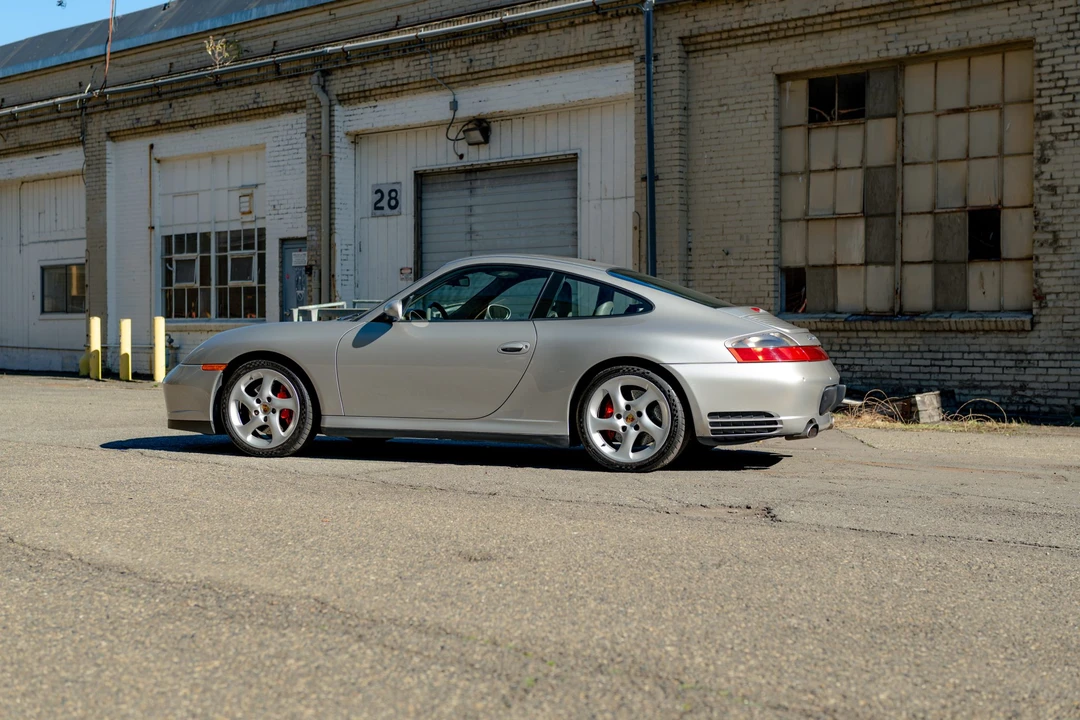 2005 Porsche 996 Carrera 4S - Image 20 of 31