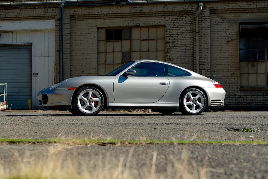 2005 Porsche 996 Carrera 4S - Image 16 of 31
