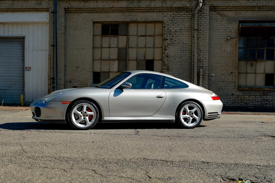 2005 Porsche 996 Carrera 4S - Image 14 of 31