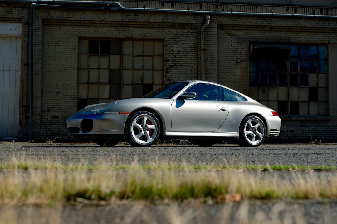 2005 Porsche 996 Carrera 4S - Image 10 of 31