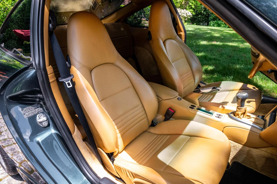 2005 Porsche 996 Carrera 4S - Image 28 of 31