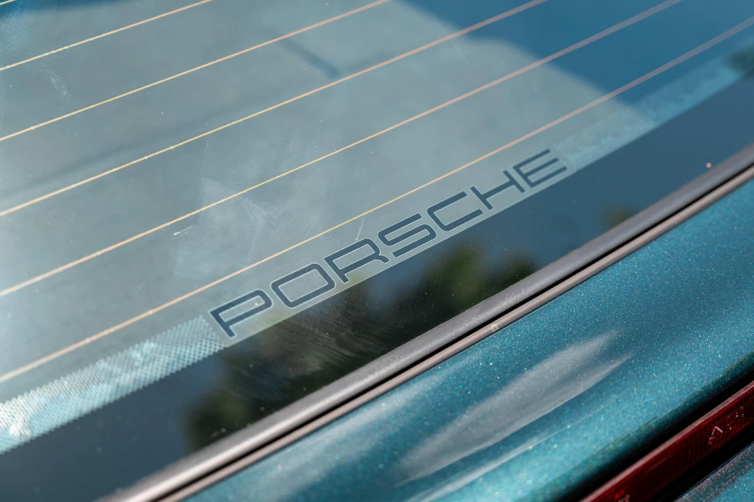 2005 Porsche 996 Carrera 4S - Image 17 of 31