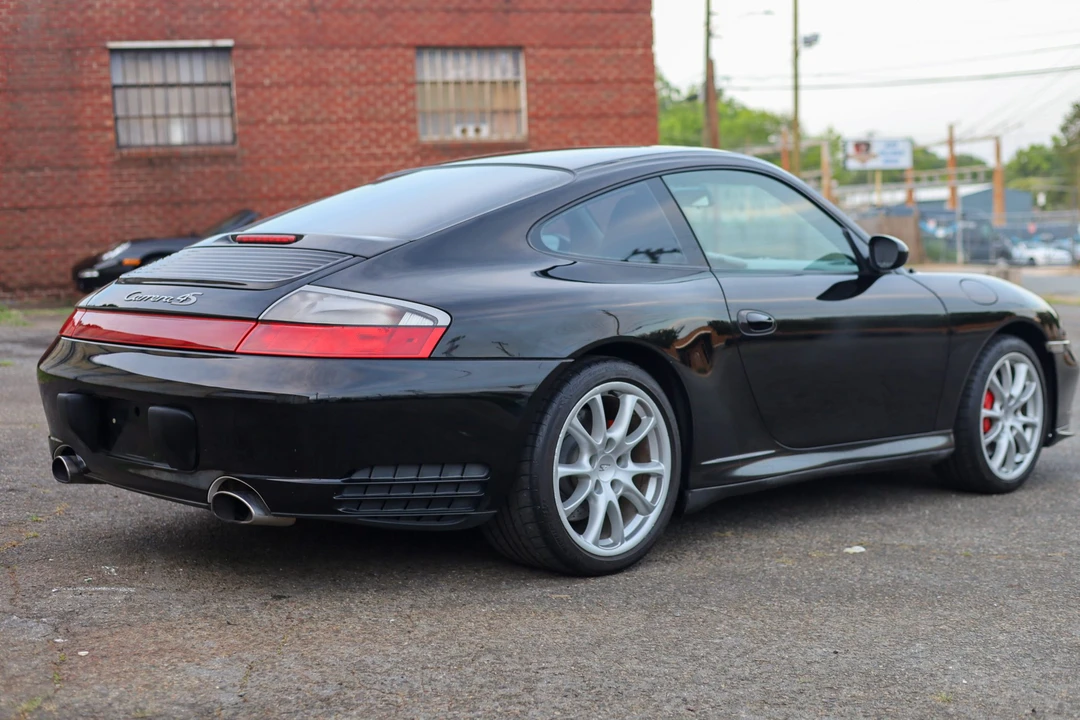 2005 Porsche 996 Carrera 4S - Image 21 of 31