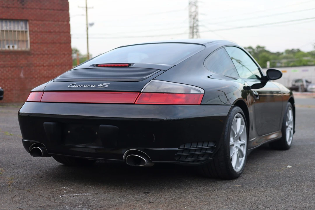 2005 Porsche 996 Carrera 4S - Image 24 of 31