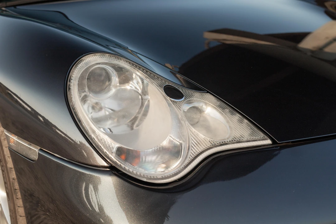 2005 Porsche 996 Carrera 4S - Image 12 of 31