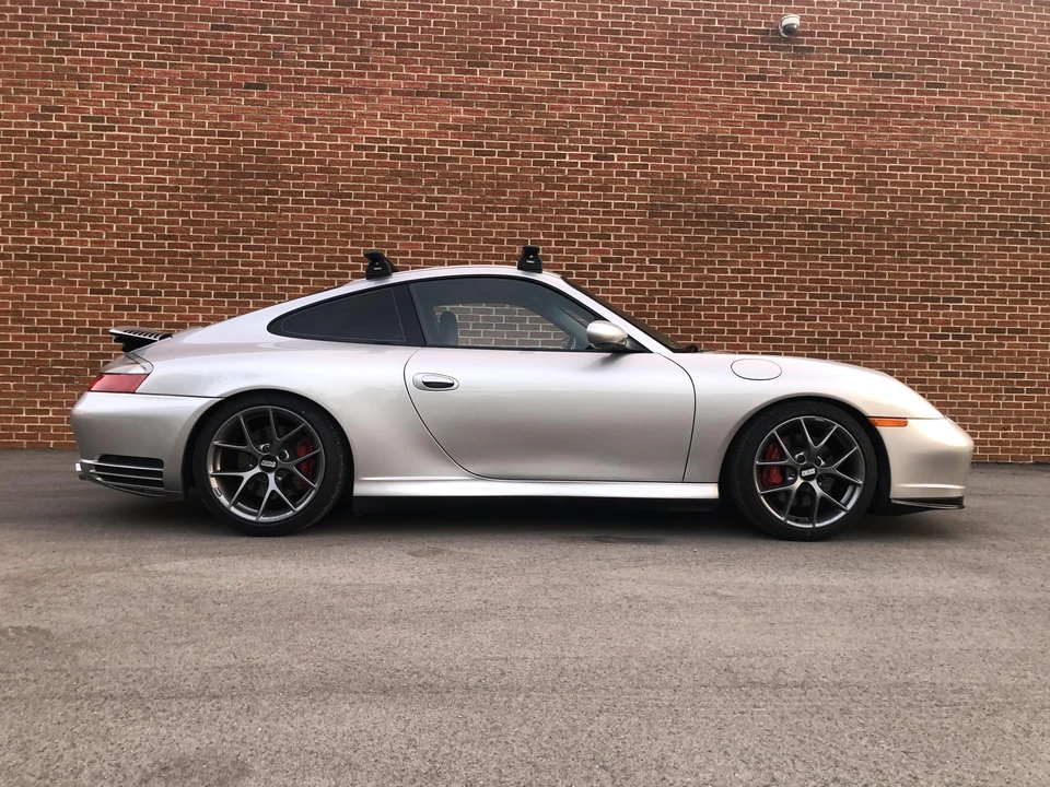 2005 Porsche 996 Carrera 4S - Image 22 of 31
