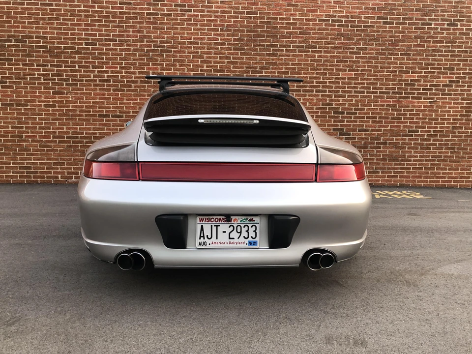 2005 Porsche 996 Carrera 4S - Image 16 of 31