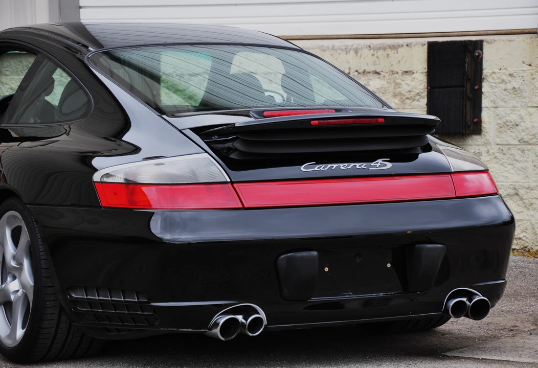 2005 Porsche 996 Carrera 4S - Image 29 of 31