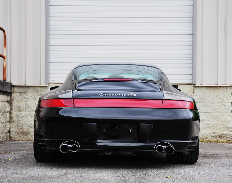 2005 Porsche 996 Carrera 4S - Image 10 of 31