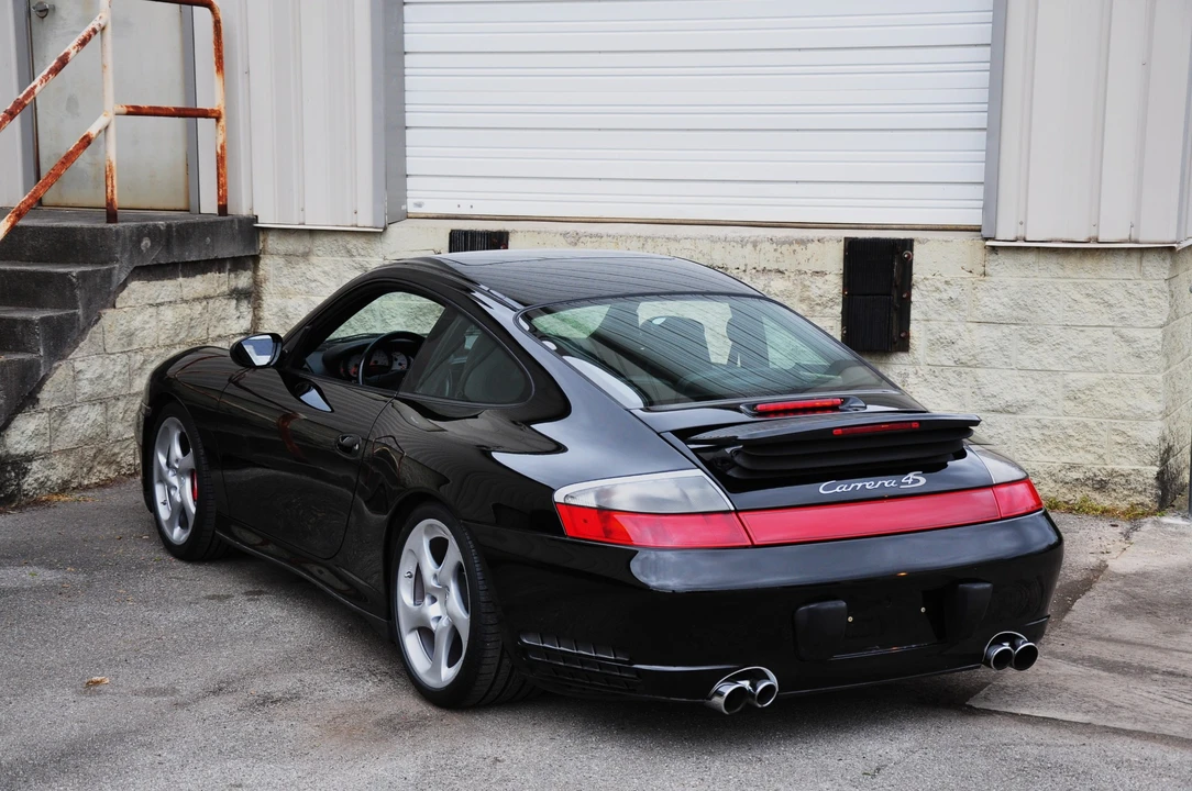 2005 Porsche 996 Carrera 4S - Image 7 of 31