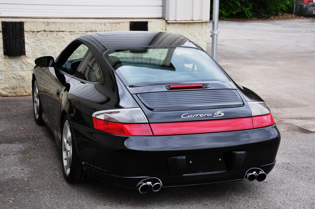 2005 Porsche 996 Carrera 4S - Image 8 of 31