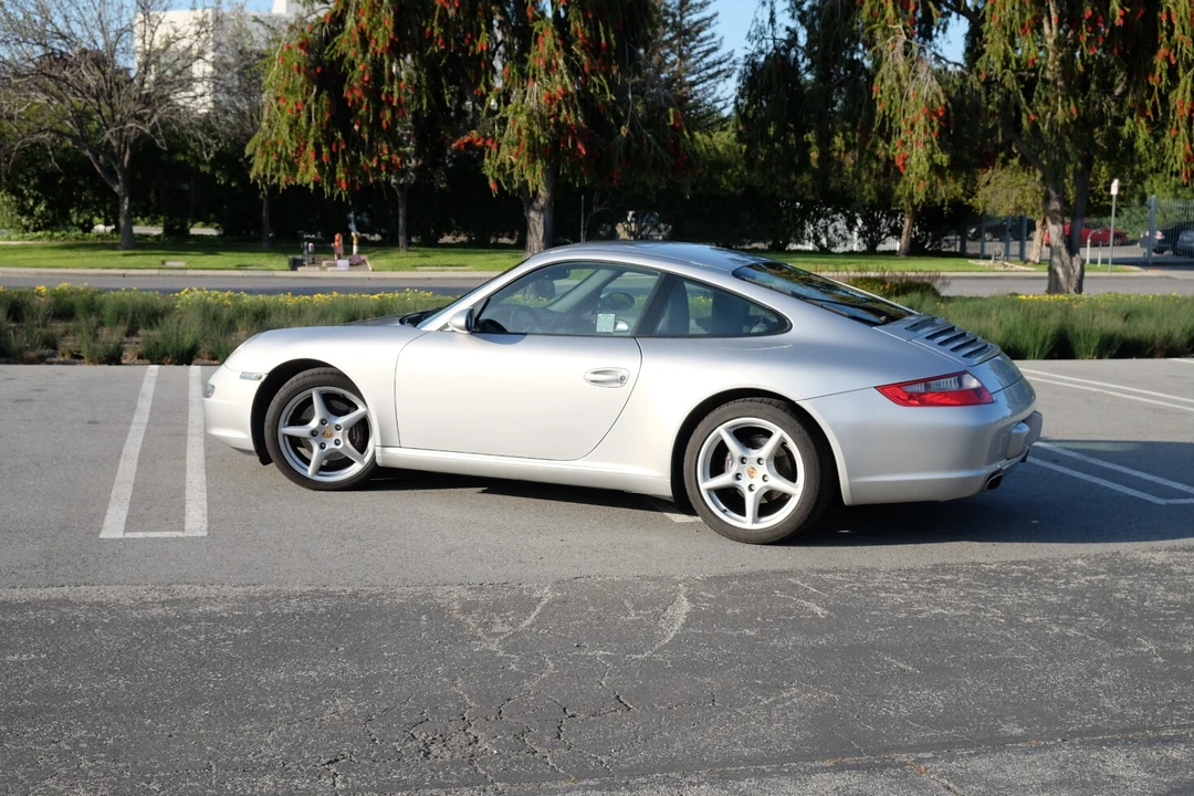 2005 Porsche 997 Carrera - Image 5 of 31