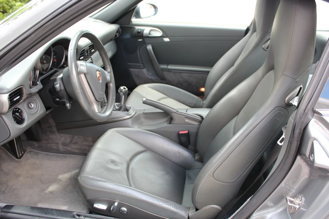 2005 Porsche 997 Carrera - Image 25 of 31