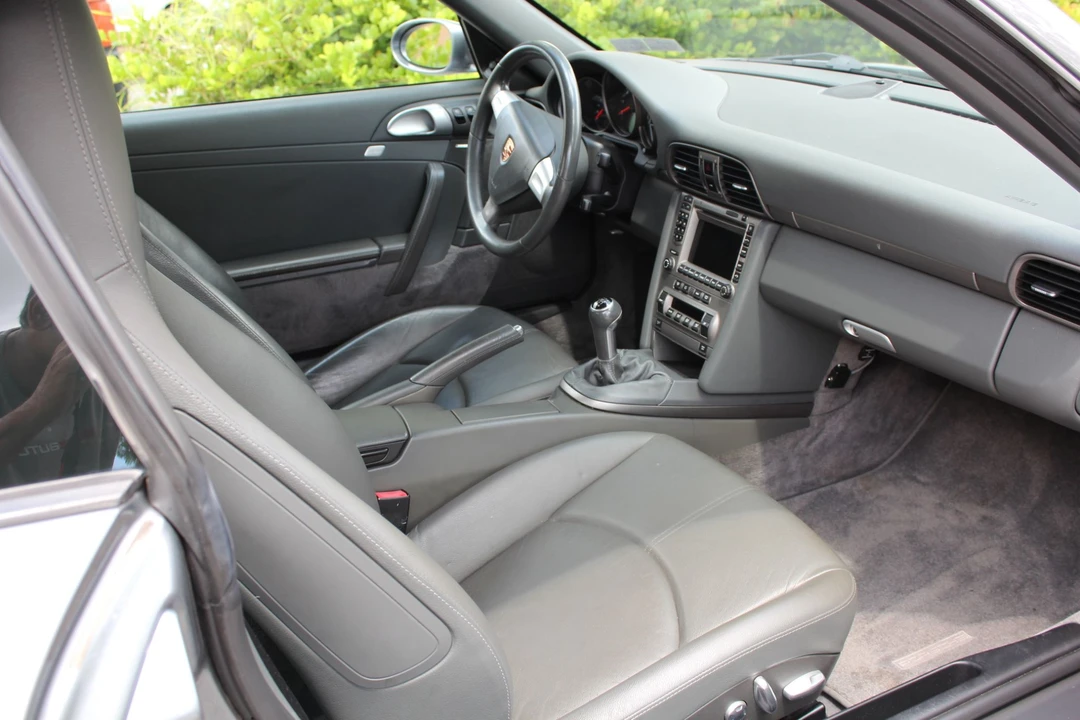 2005 Porsche 997 Carrera - Image 26 of 31