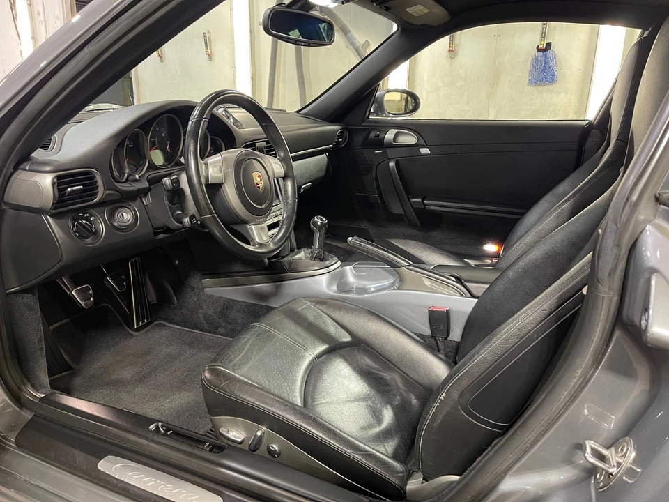 2005 Porsche 997 Carrera - Image 13 of 31