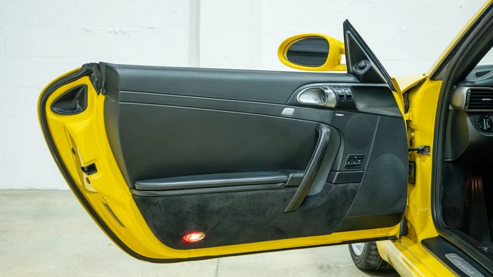 2005 Porsche 997 Carrera - Image 13 of 20
